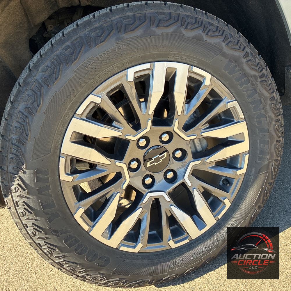 2025 Chevrolet Suburban Z71