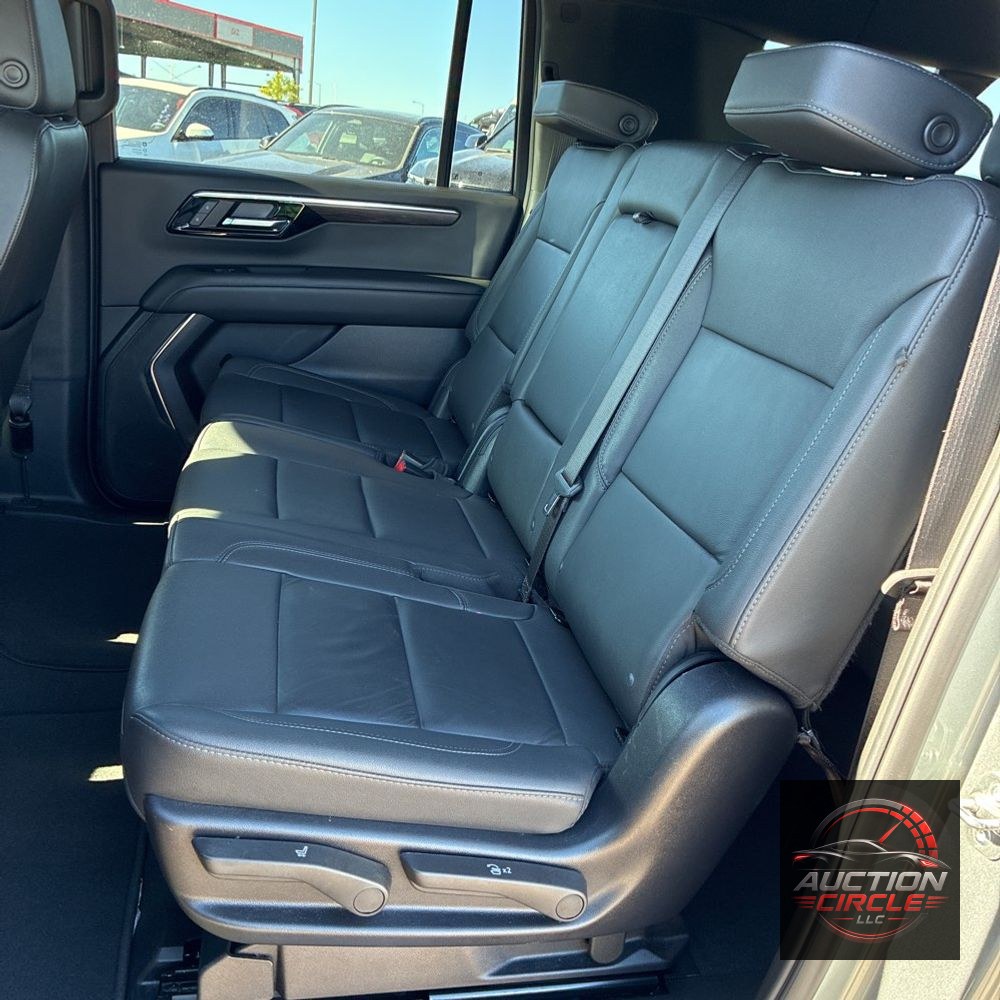 2025 Chevrolet Suburban Z71
