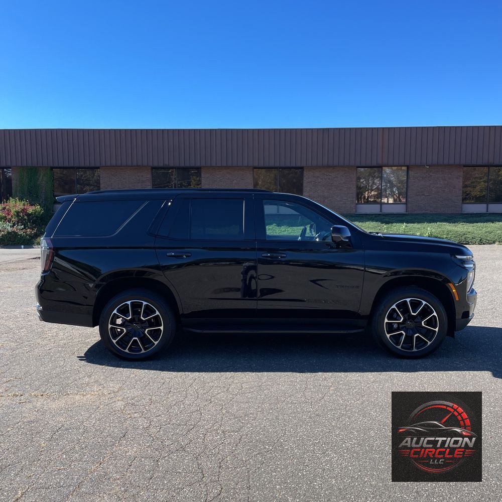 2025 Chevrolet Tahoe RST