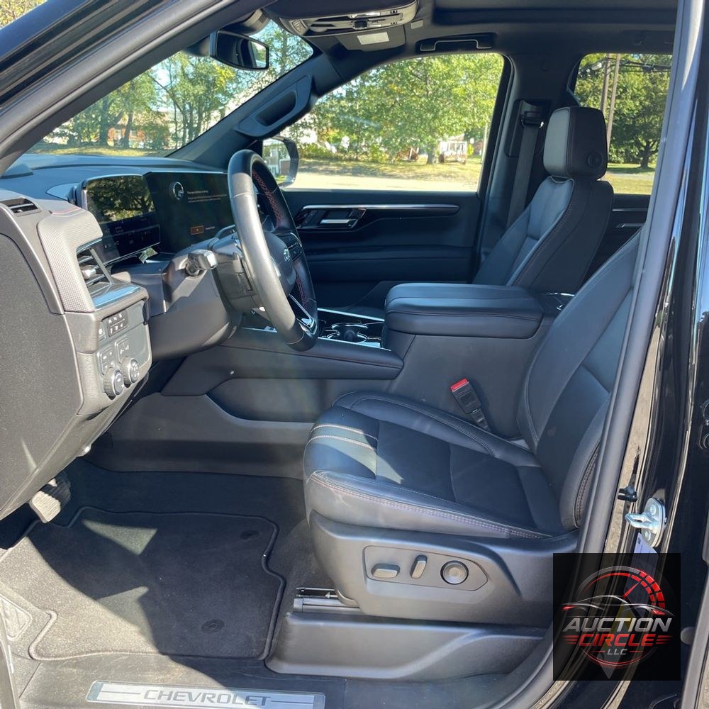 2025 Chevrolet Tahoe RST