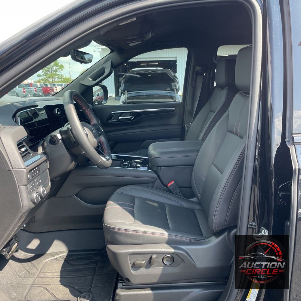 2025 Chevrolet Tahoe RST