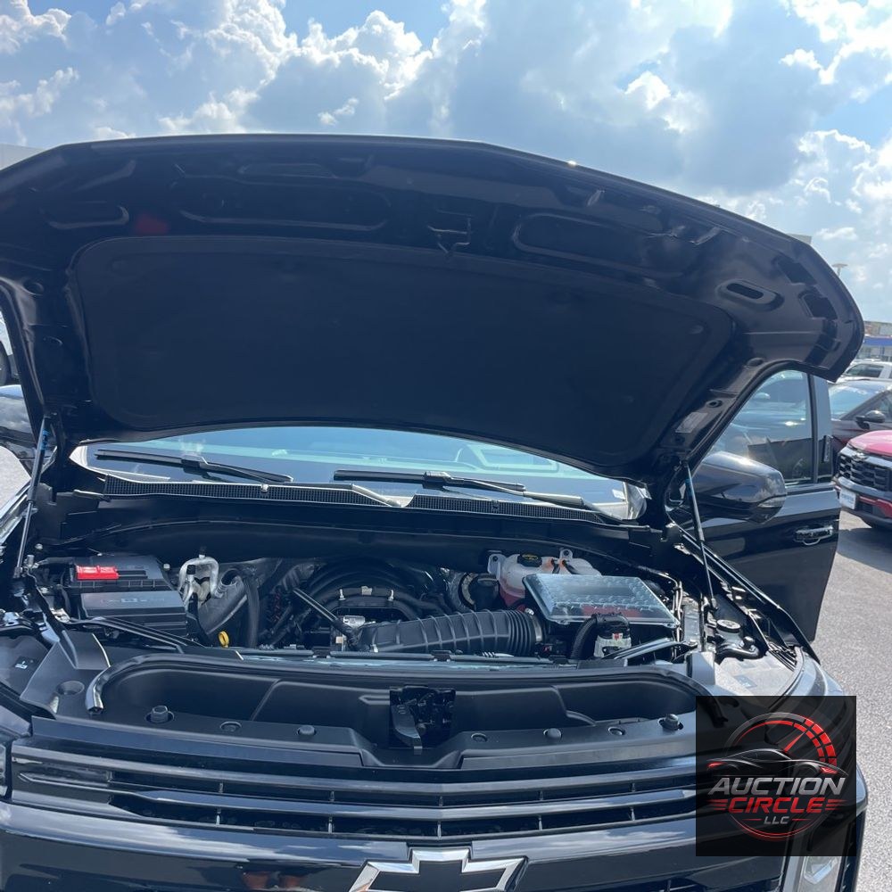 2025 Chevrolet Tahoe RST