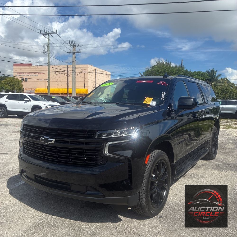 2023 Chevrolet Suburban RST