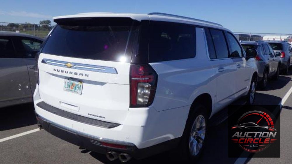 2023 Chevrolet Suburban Premier