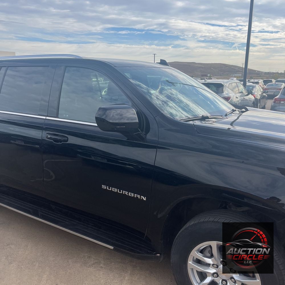 2024 Chevrolet Suburban LS