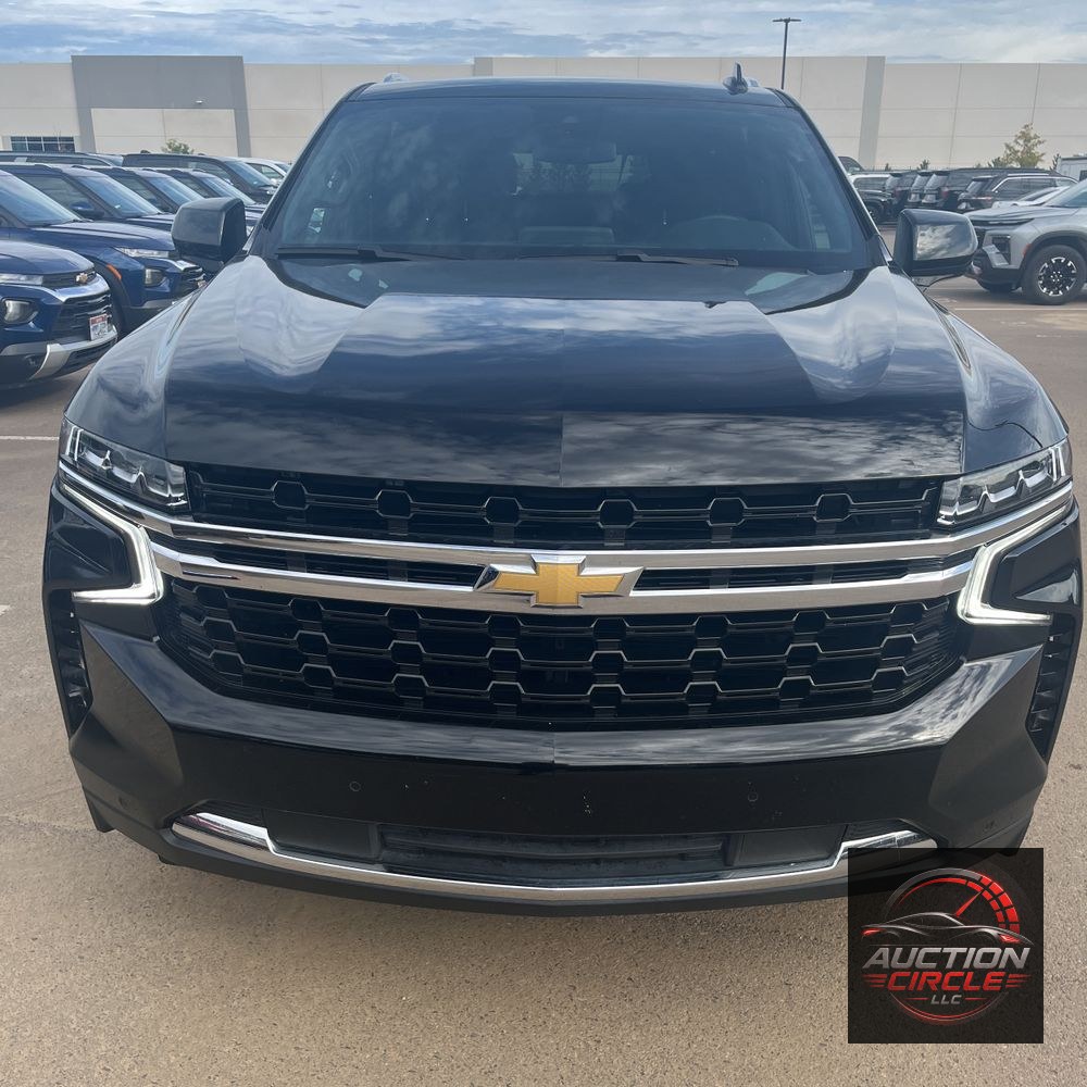 2024 Chevrolet Suburban LS