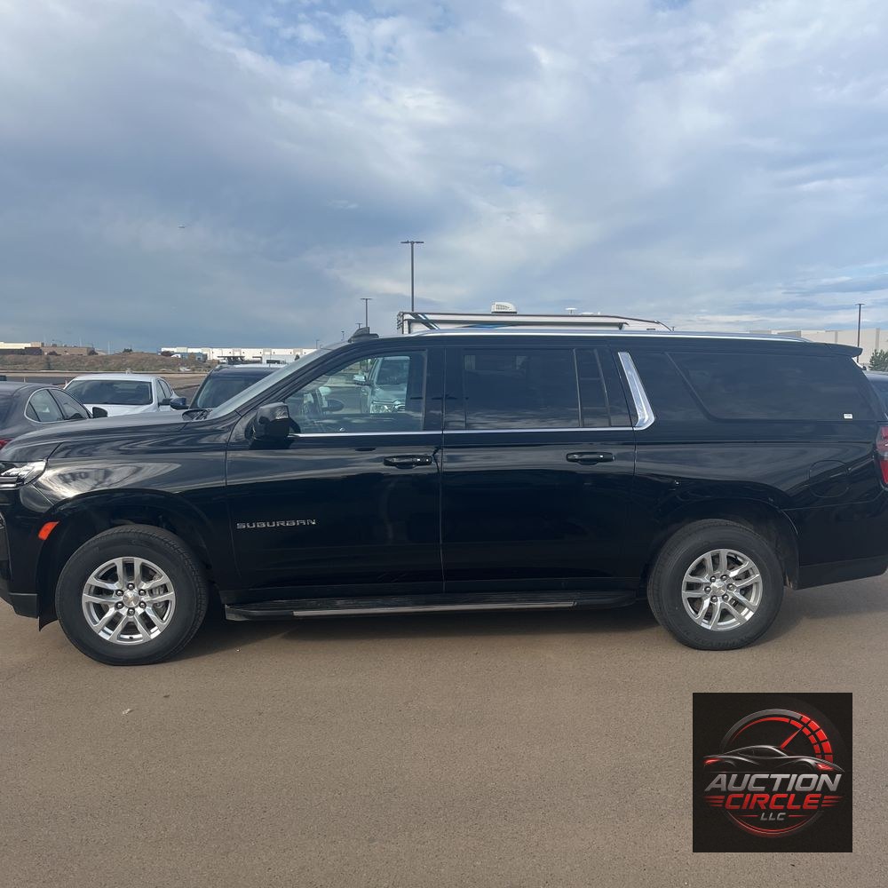 2024 Chevrolet Suburban LS