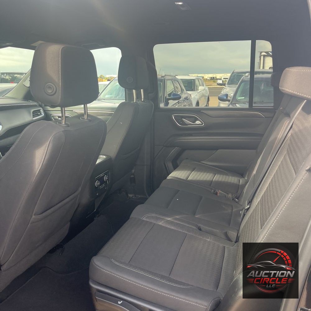 2024 Chevrolet Suburban LS