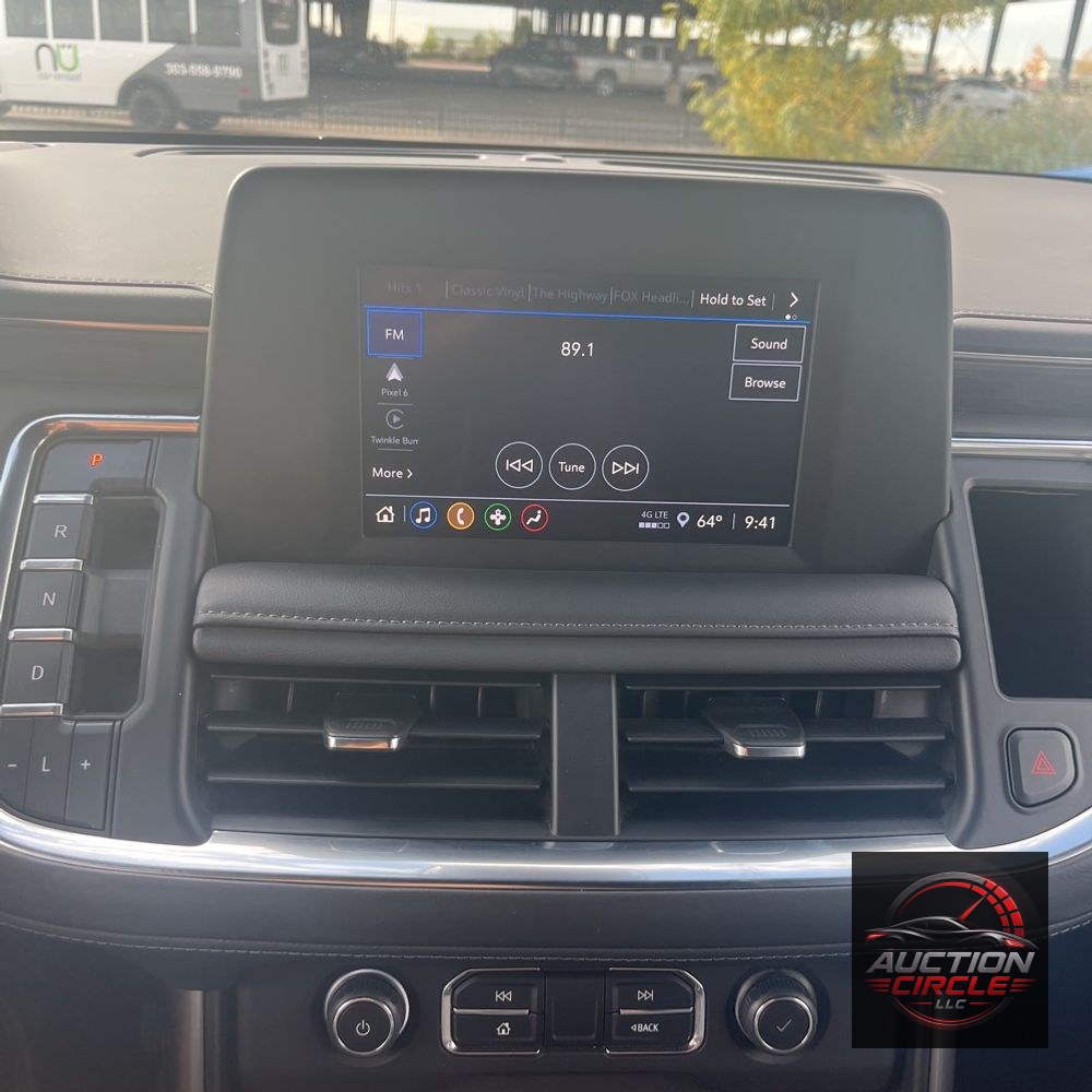 2024 Chevrolet Suburban LS
