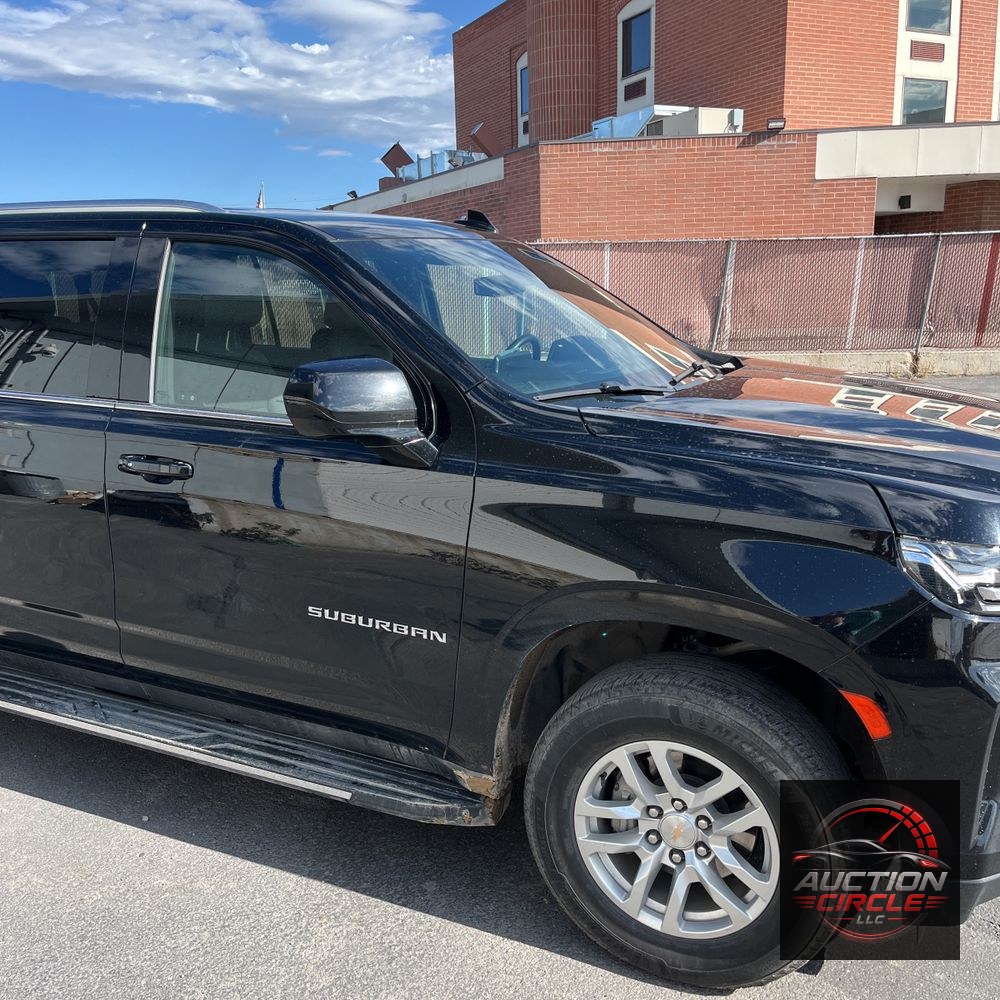 2024 Chevrolet Suburban LS