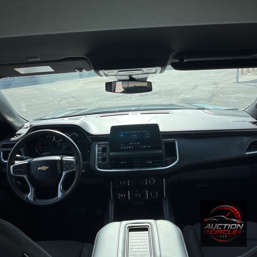 2024 Chevrolet Suburban LS