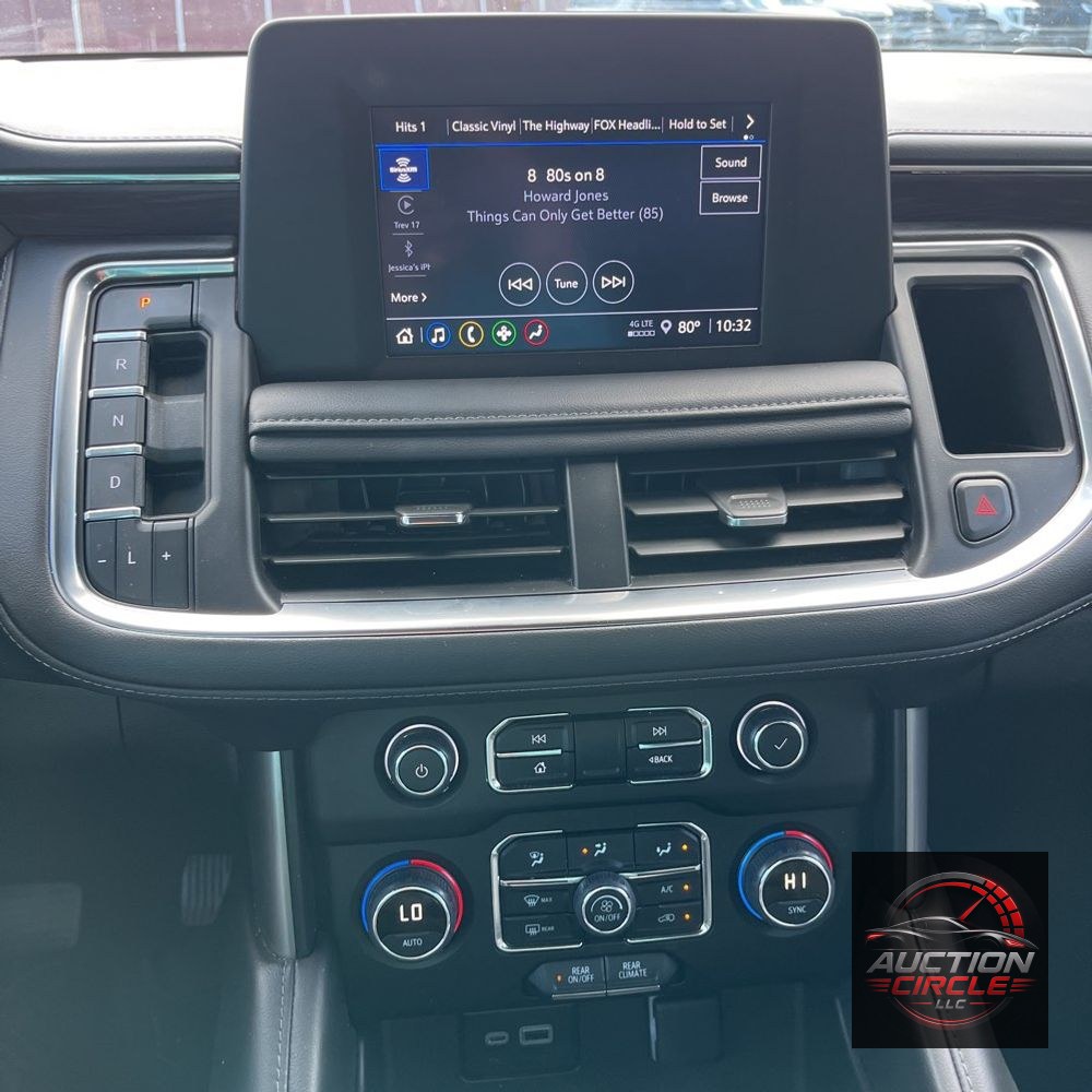 2024 Chevrolet Suburban LS