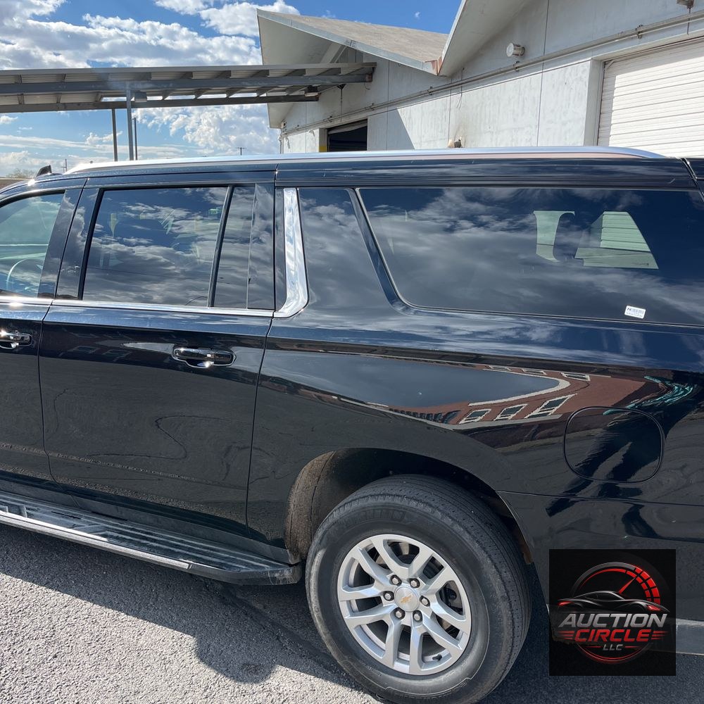 2024 Chevrolet Suburban LS