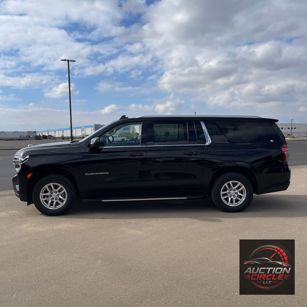2024 Chevrolet Suburban LS