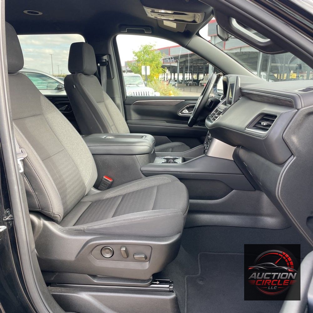 2024 Chevrolet Suburban LS