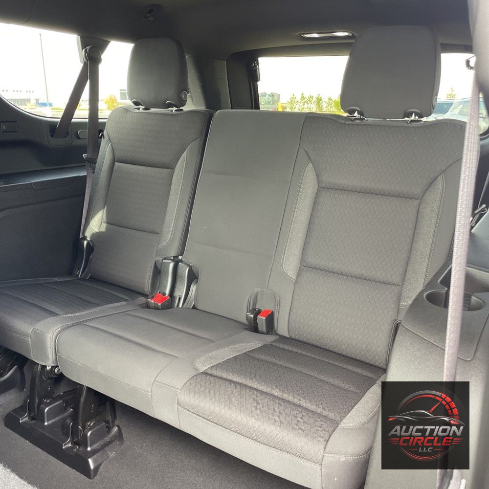 2024 Chevrolet Suburban LS