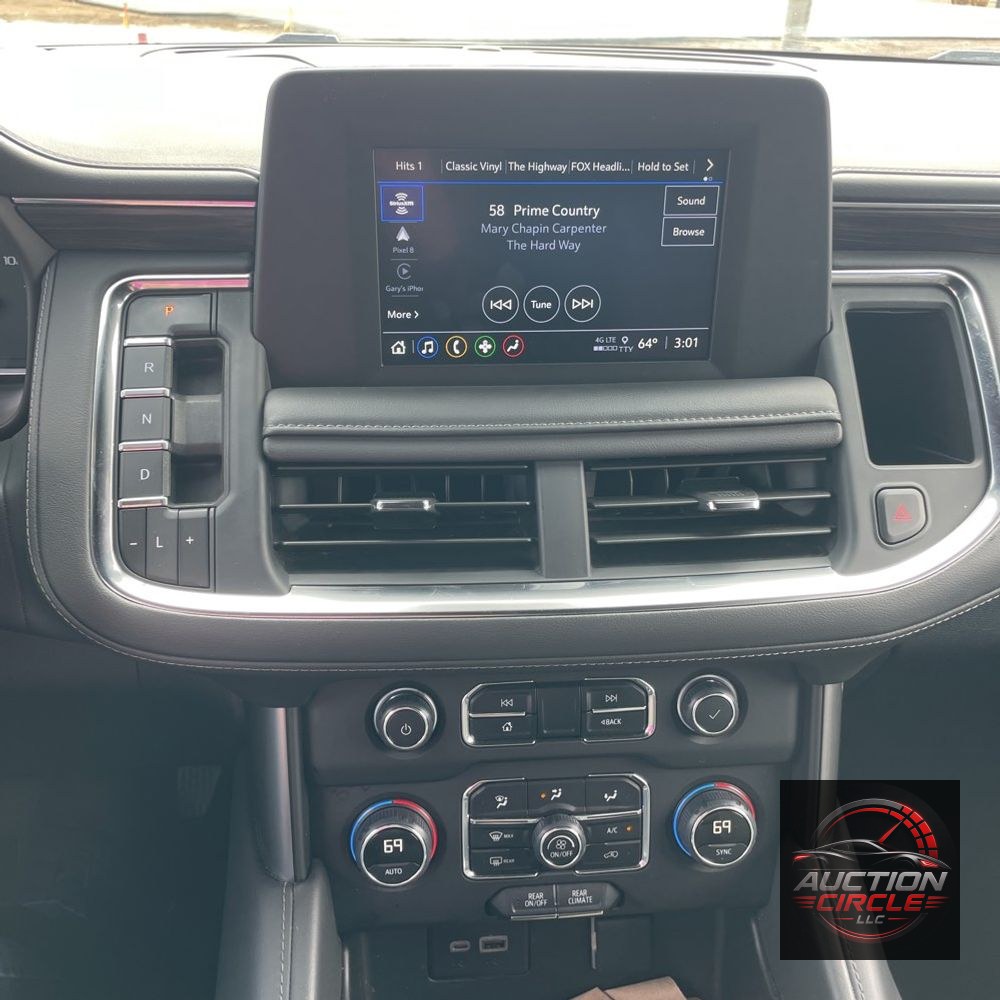 2024 Chevrolet Suburban LS