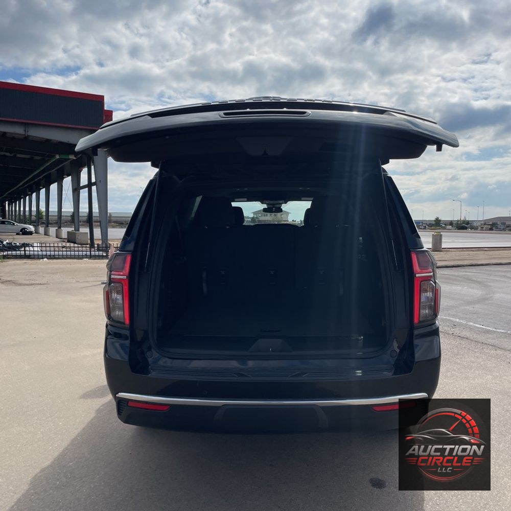 2024 Chevrolet Suburban LS