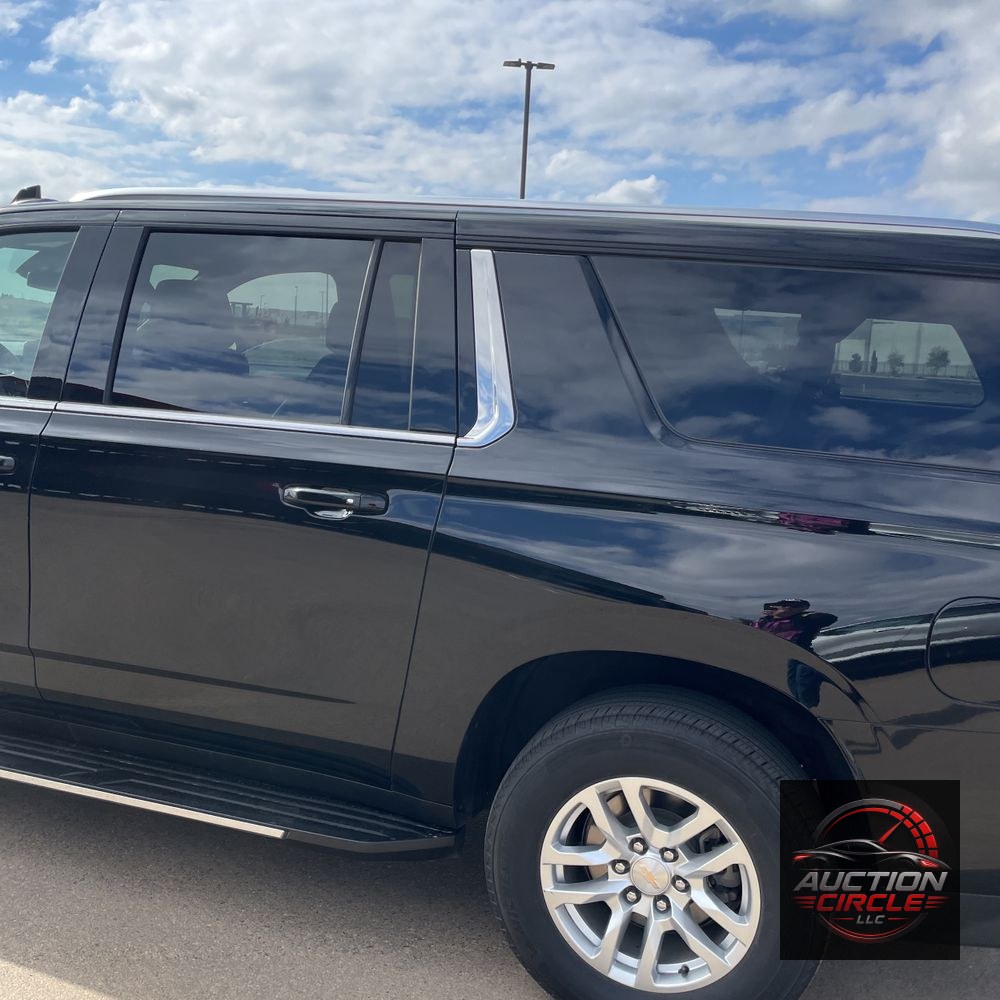2024 Chevrolet Suburban LS