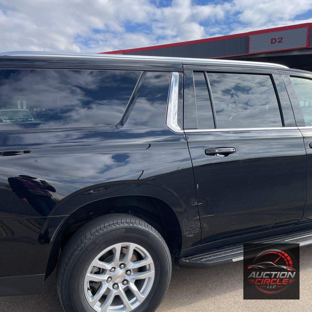 2024 Chevrolet Suburban LS