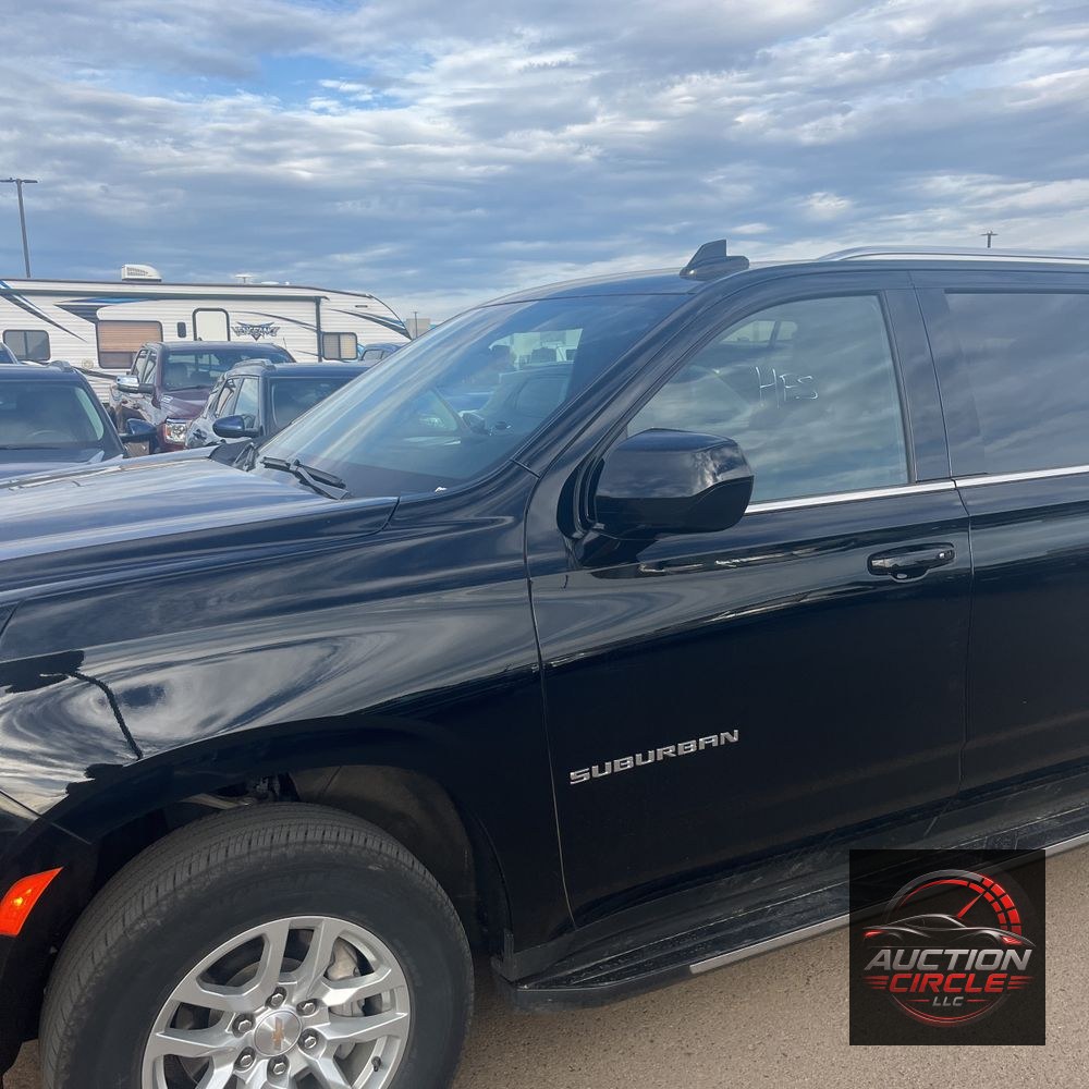 2024 Chevrolet Suburban LS