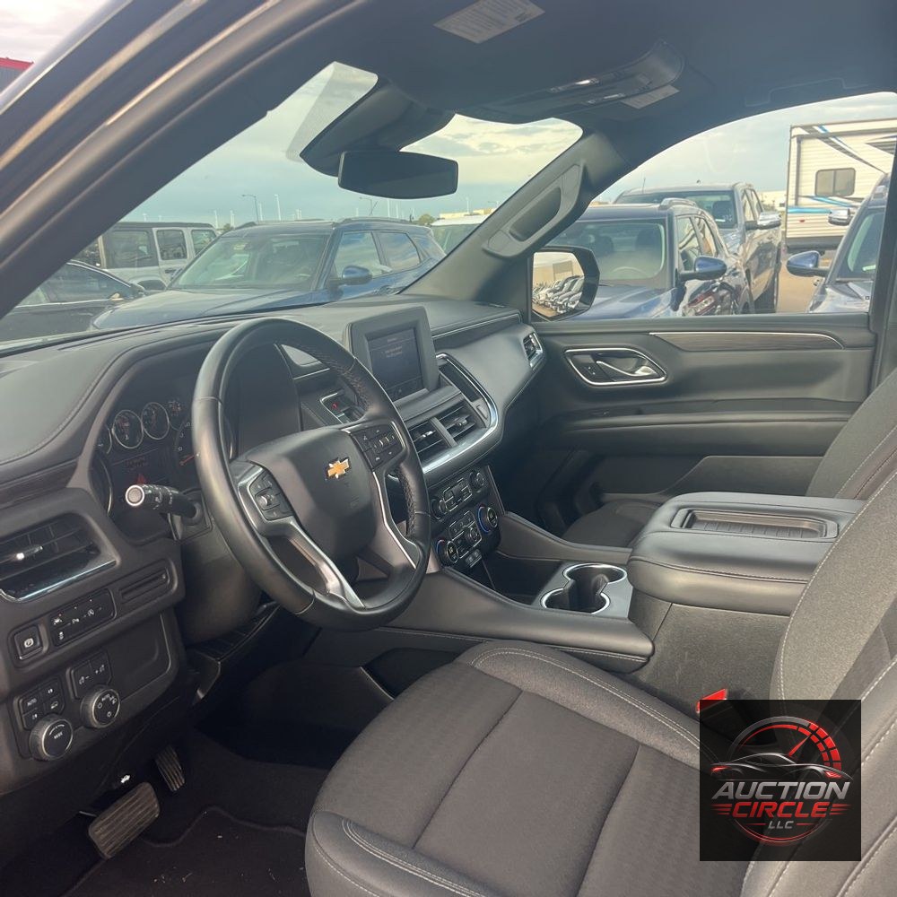 2024 Chevrolet Suburban LS