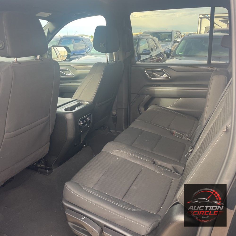2024 Chevrolet Suburban LS