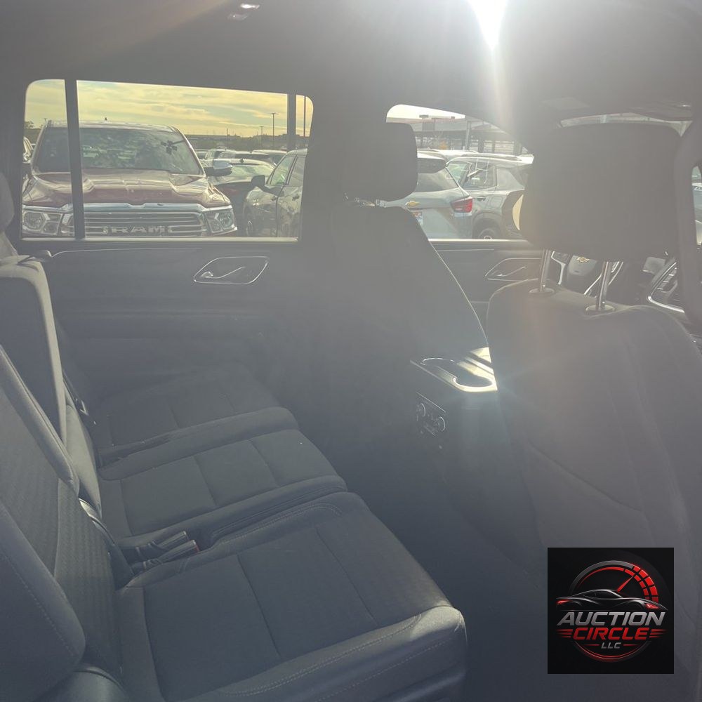 2024 Chevrolet Suburban LS