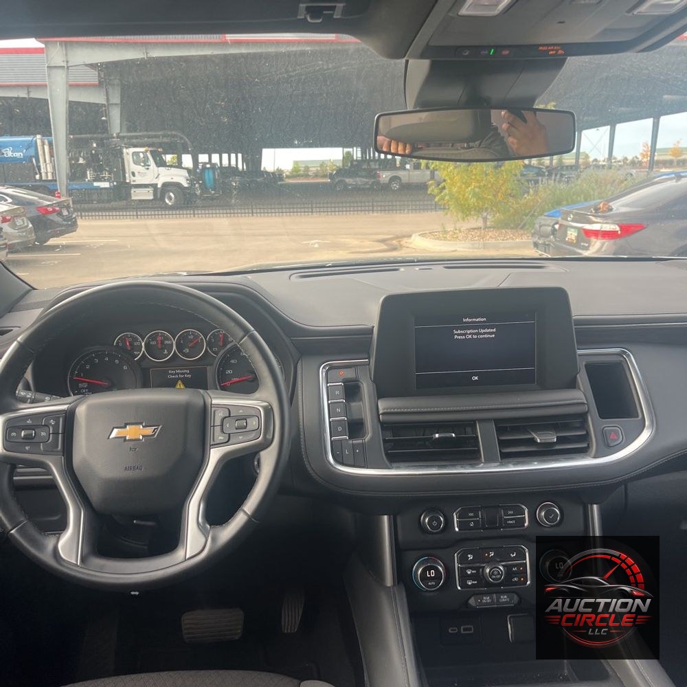 2024 Chevrolet Suburban LS