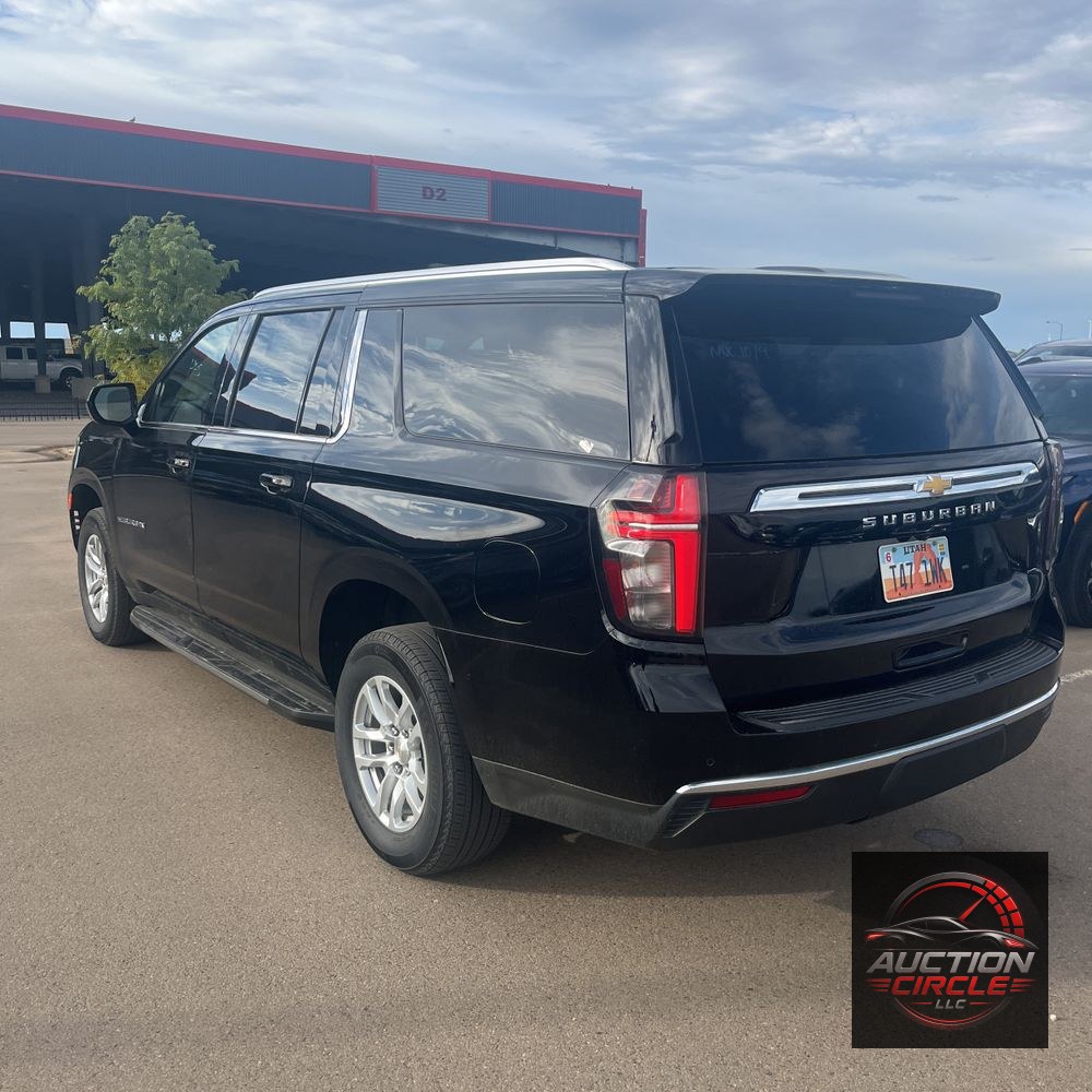 2024 Chevrolet Suburban LS