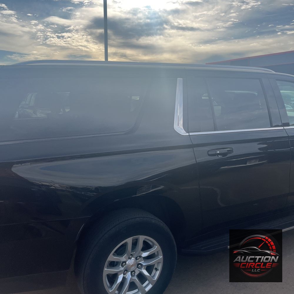 2024 Chevrolet Suburban LS