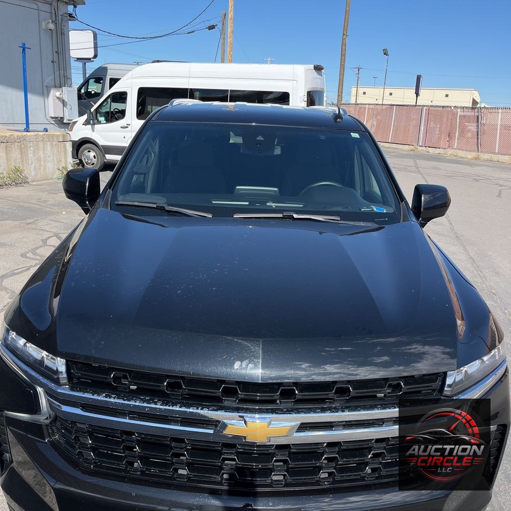 2024 Chevrolet Suburban LS