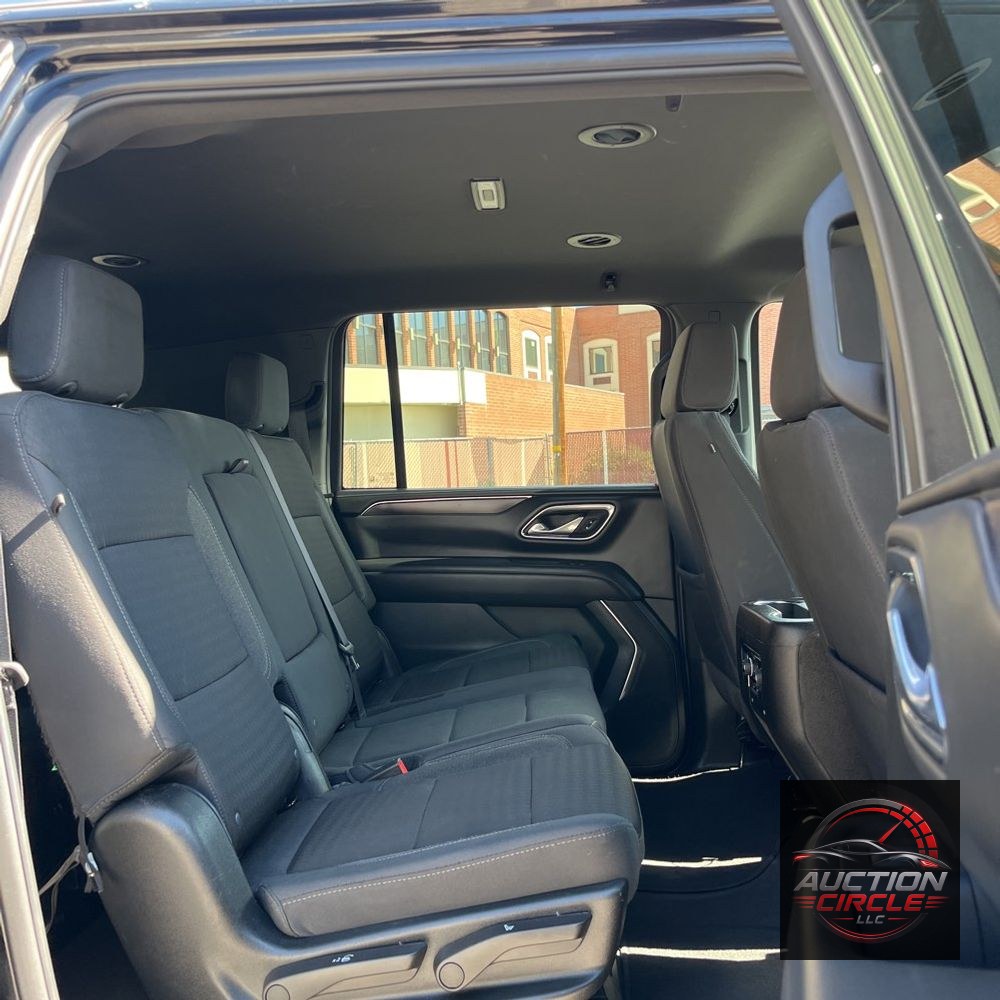 2024 Chevrolet Suburban LS