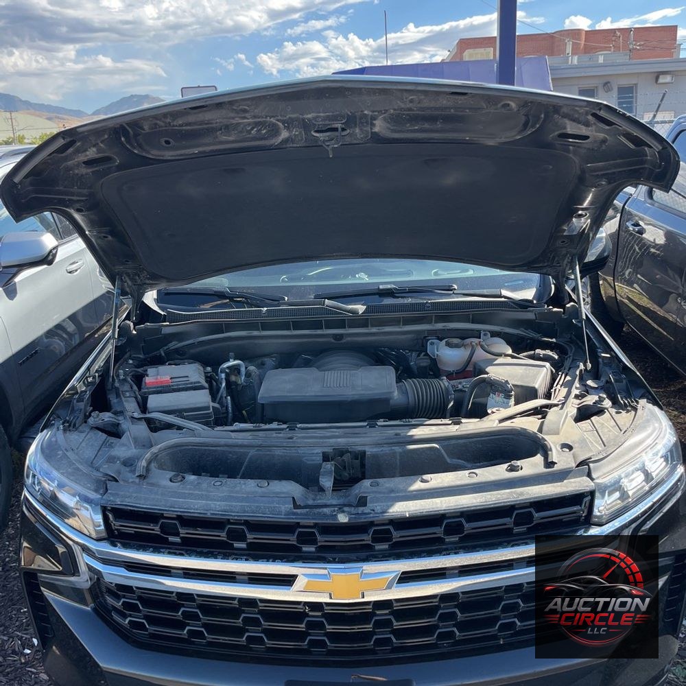 2024 Chevrolet Suburban LS