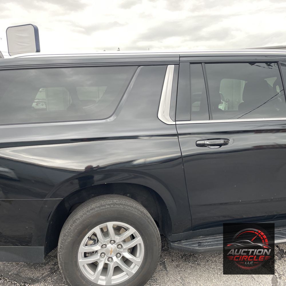 2024 Chevrolet Suburban LS