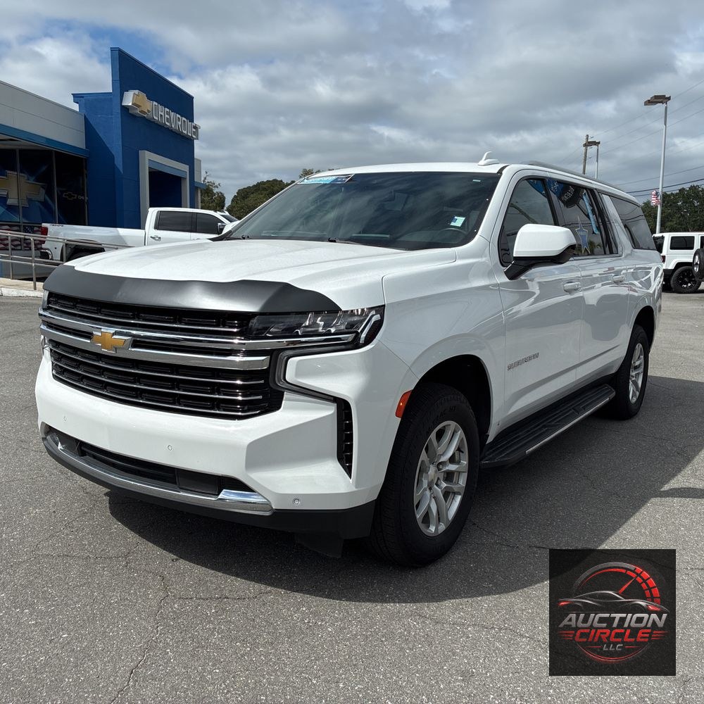 2023 Chevrolet Suburban LT