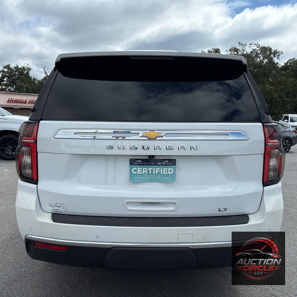 2023 Chevrolet Suburban LT