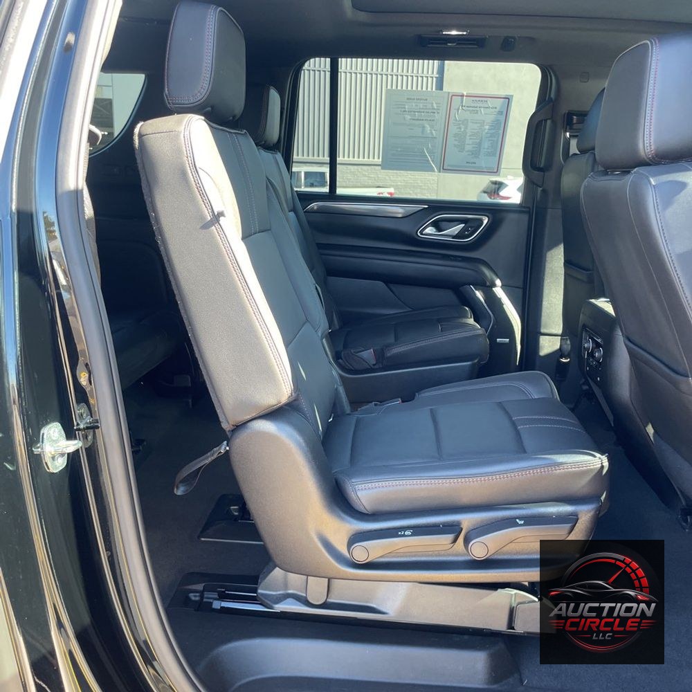 2022 Chevrolet Suburban RST