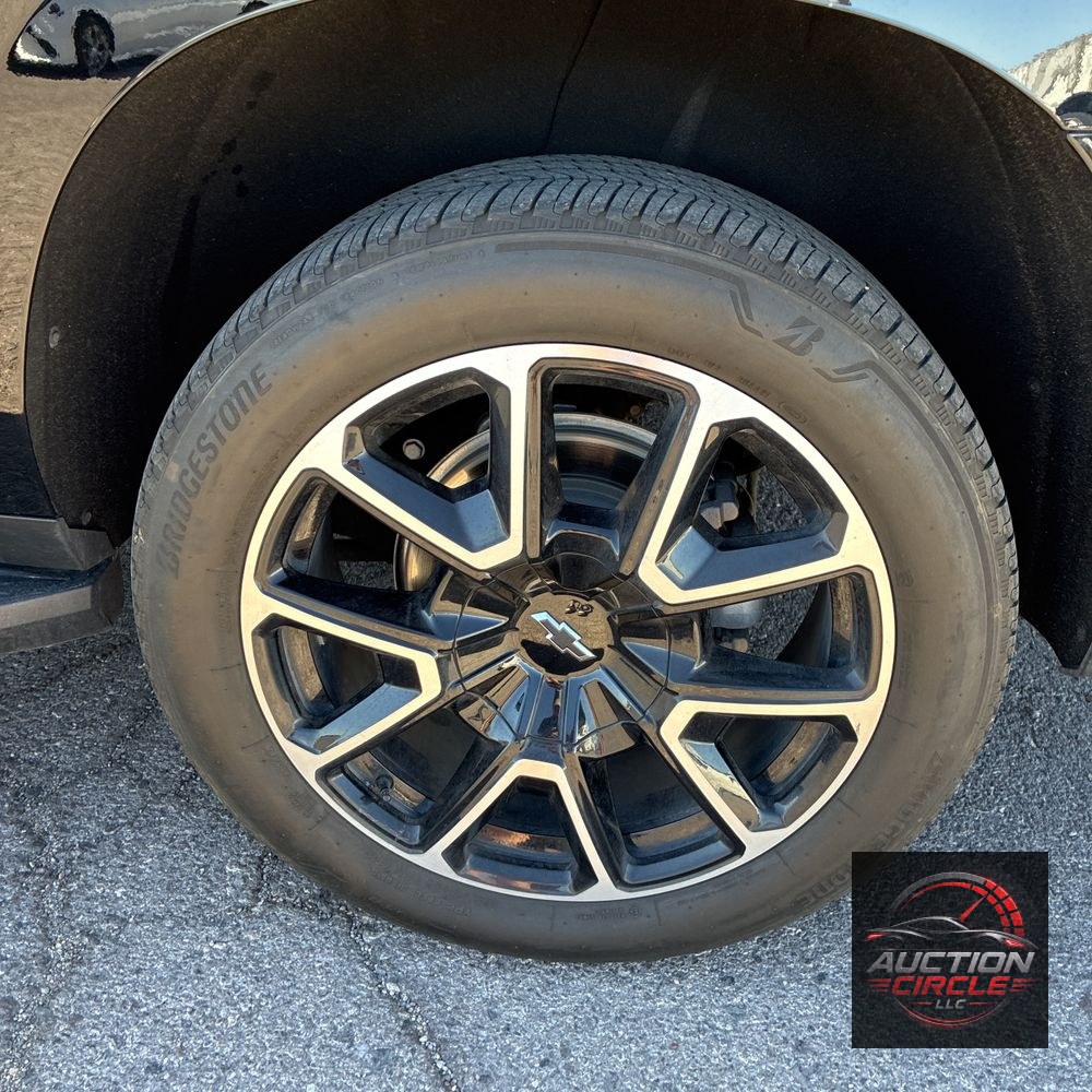 2024 Chevrolet Suburban RST
