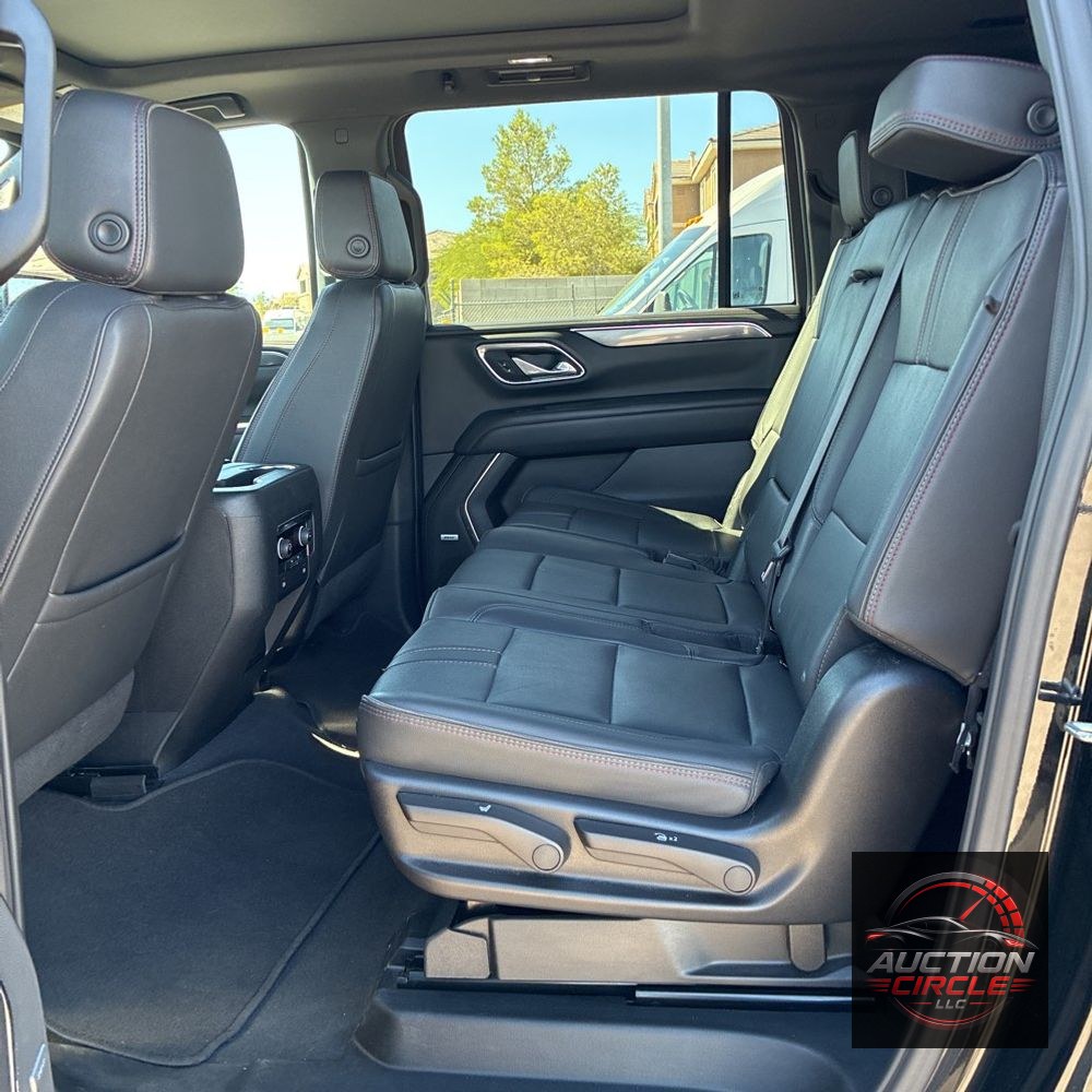 2024 Chevrolet Suburban RST