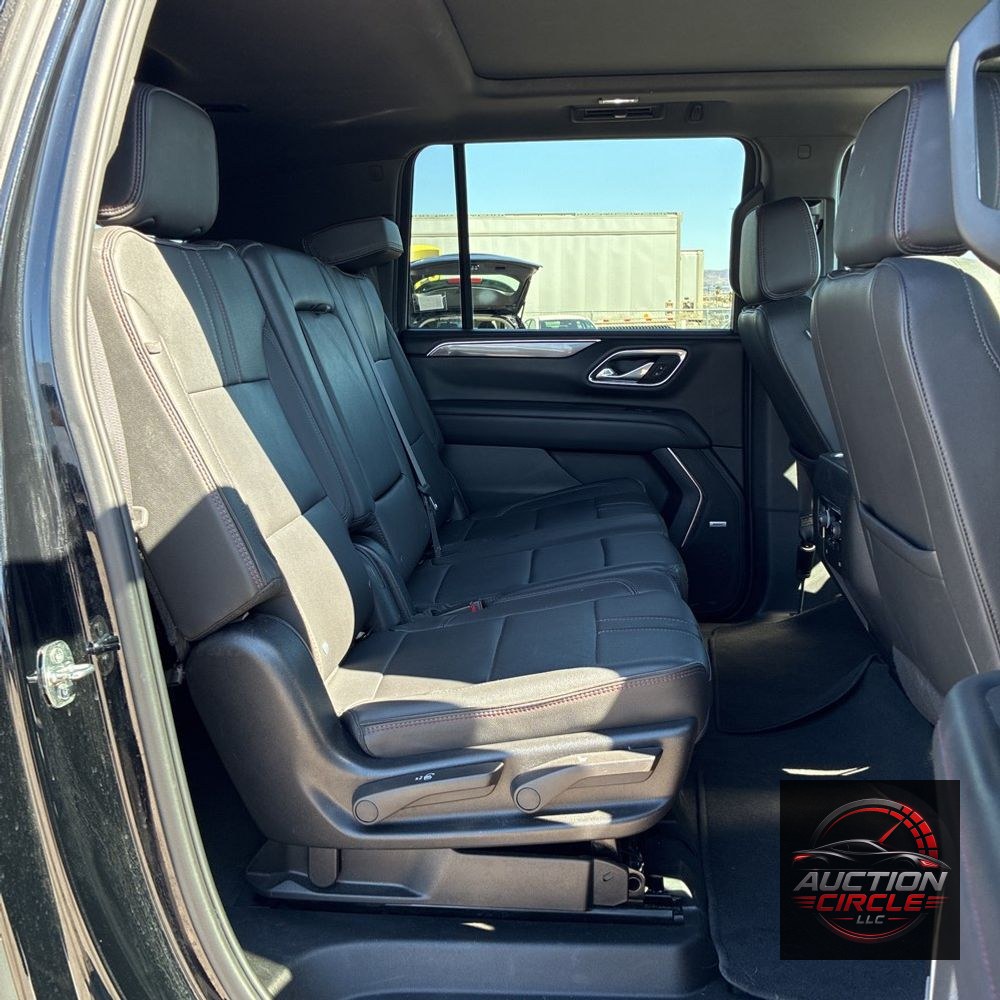2024 Chevrolet Suburban RST