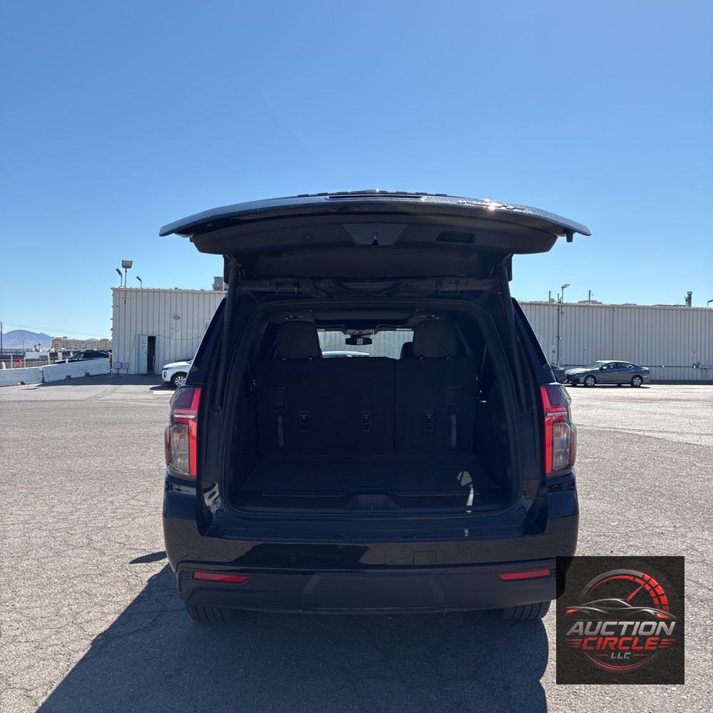 2024 Chevrolet Suburban RST