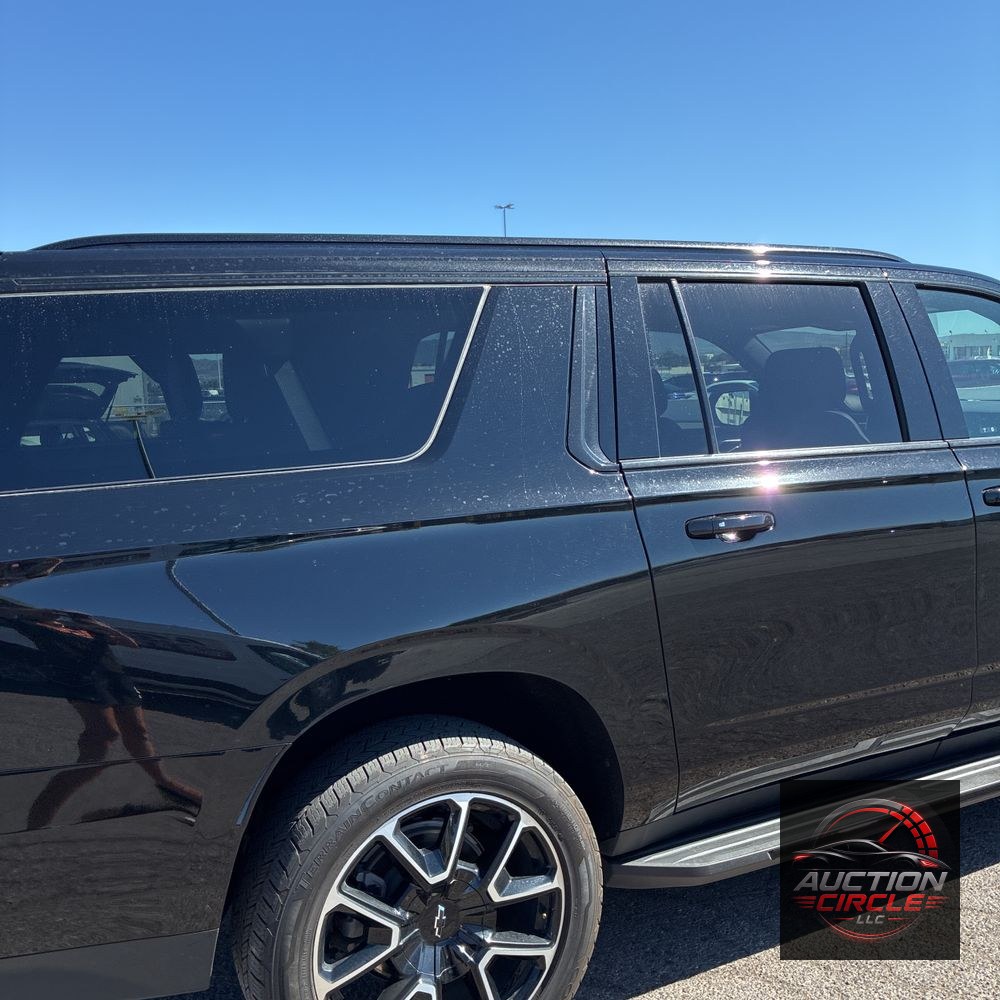 2024 Chevrolet Suburban RST