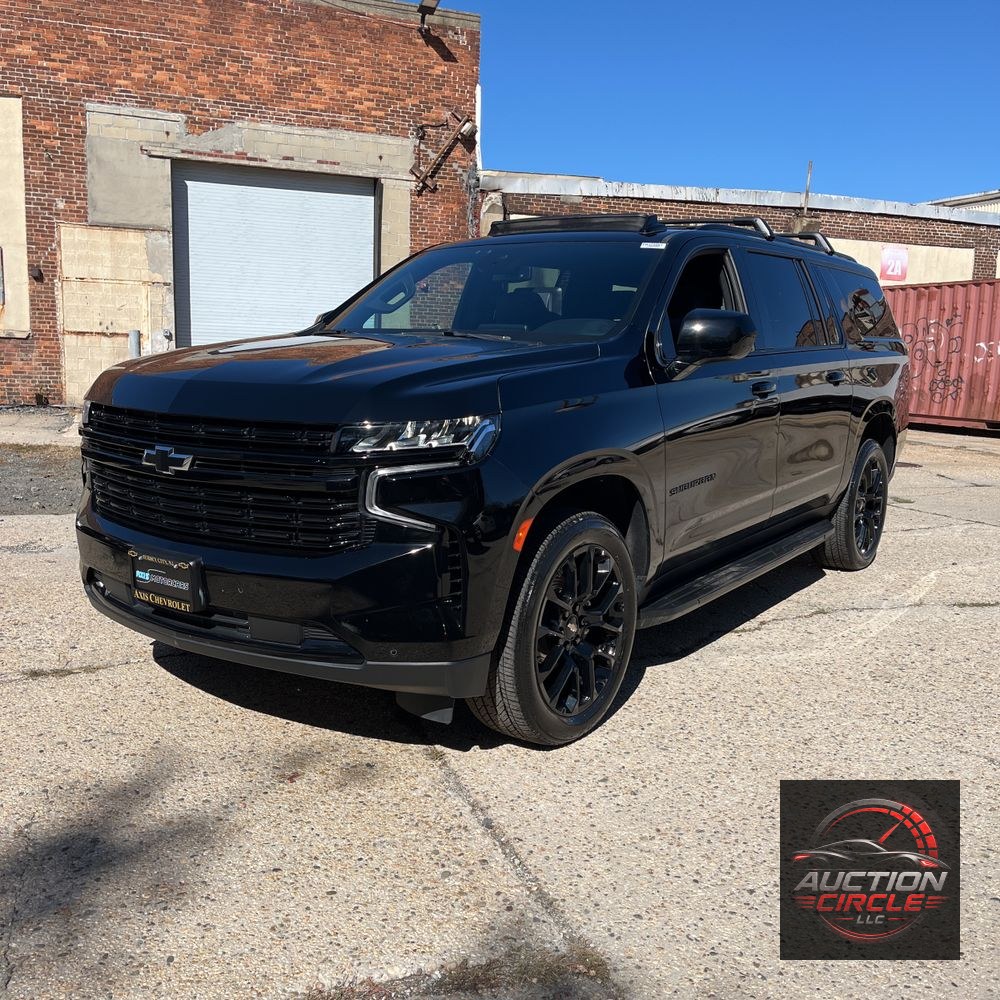 2023 Chevrolet Suburban RST