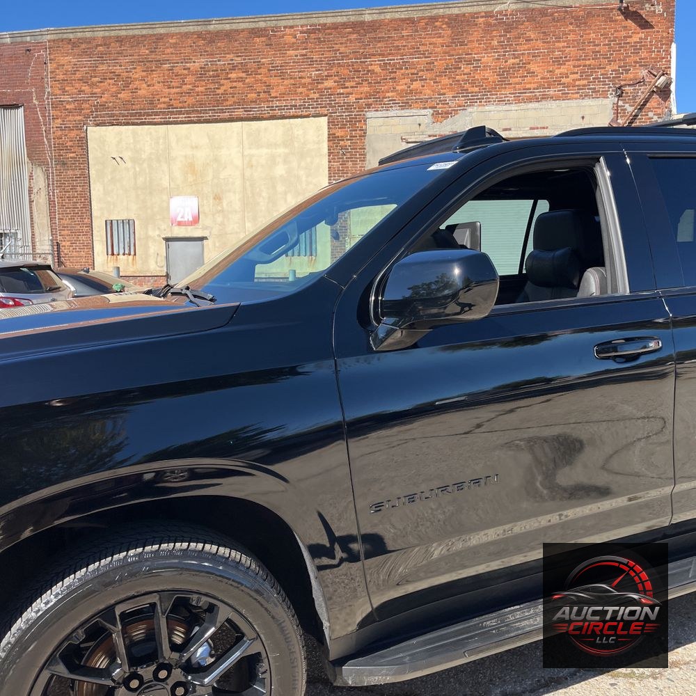2023 Chevrolet Suburban RST