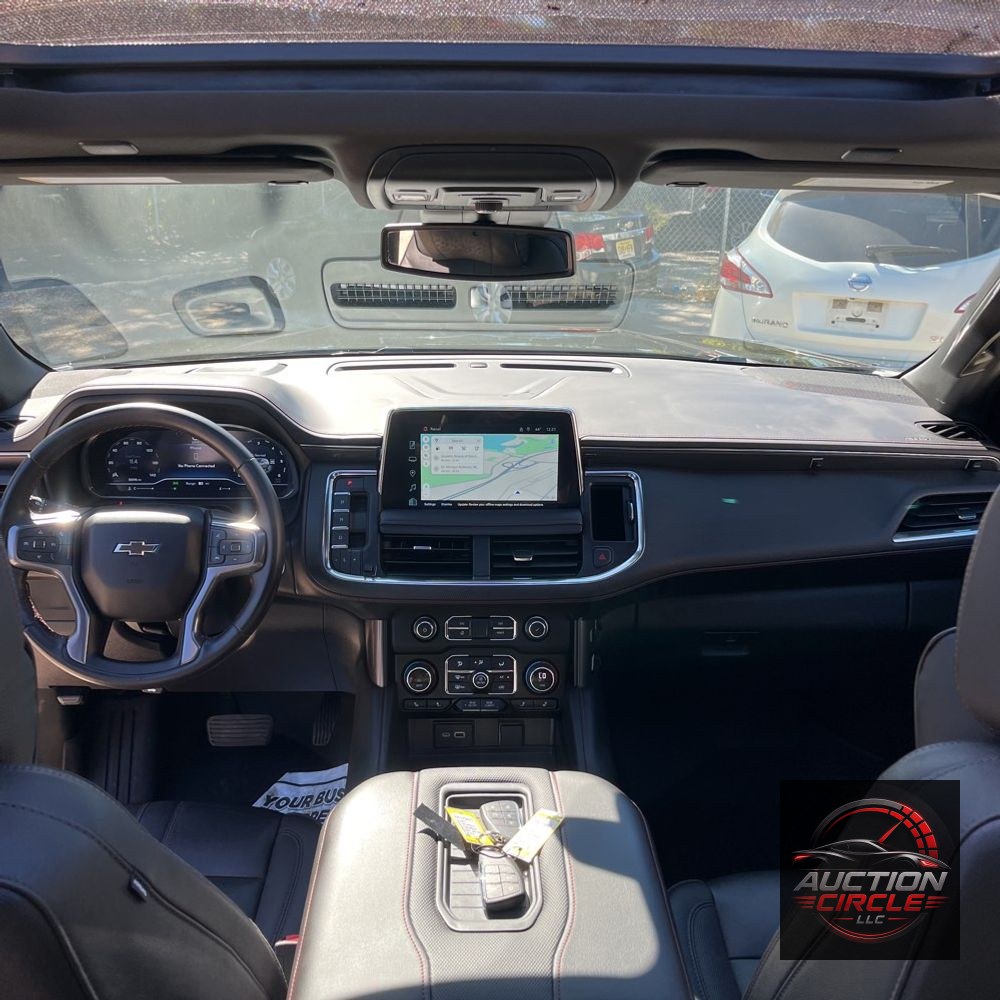2023 Chevrolet Suburban RST