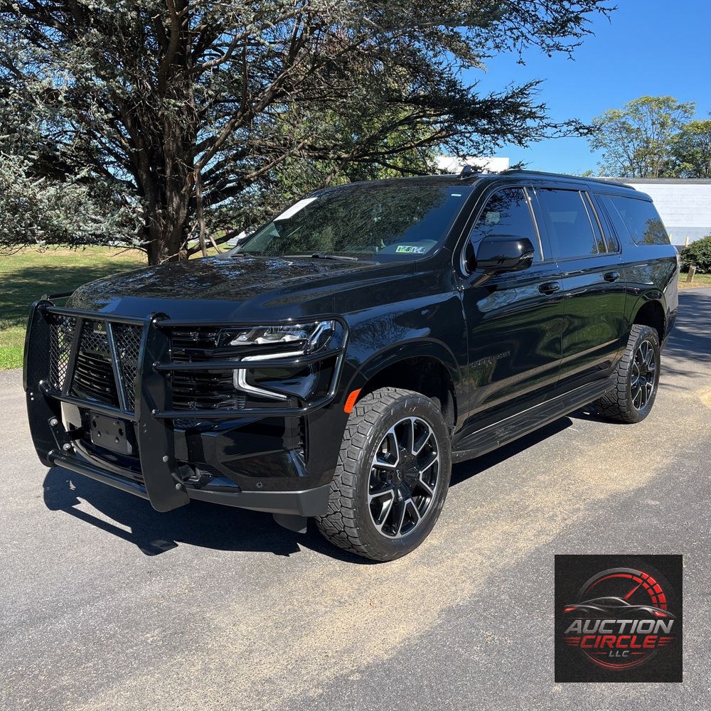 2023 Chevrolet Suburban RST