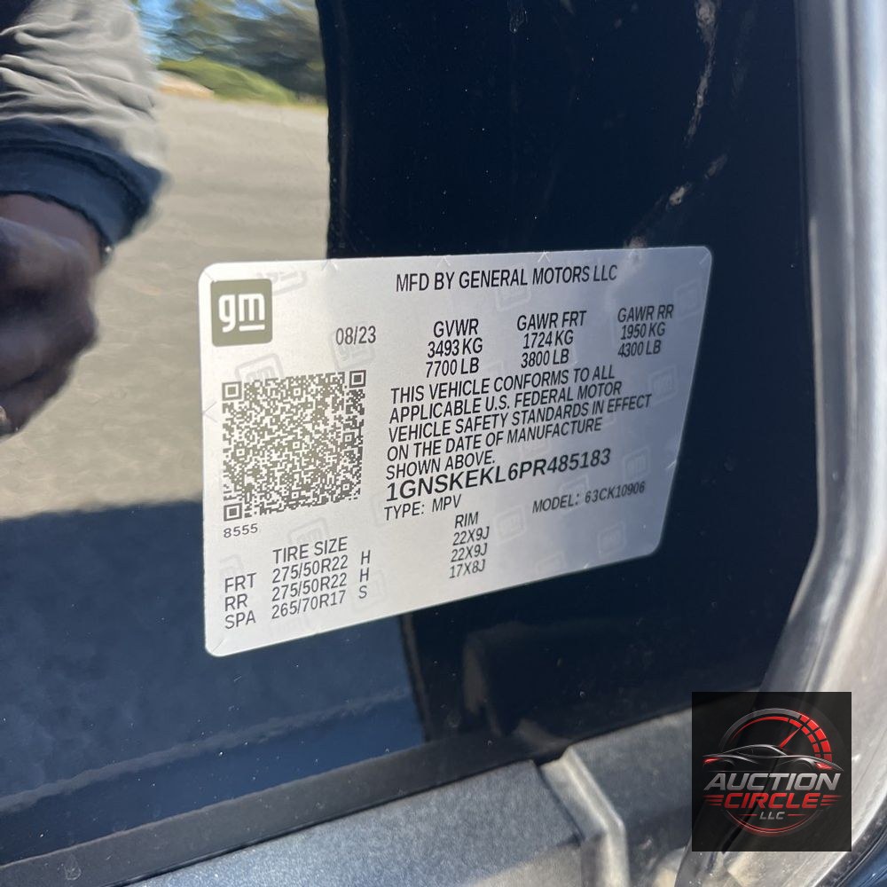 2023 Chevrolet Suburban RST
