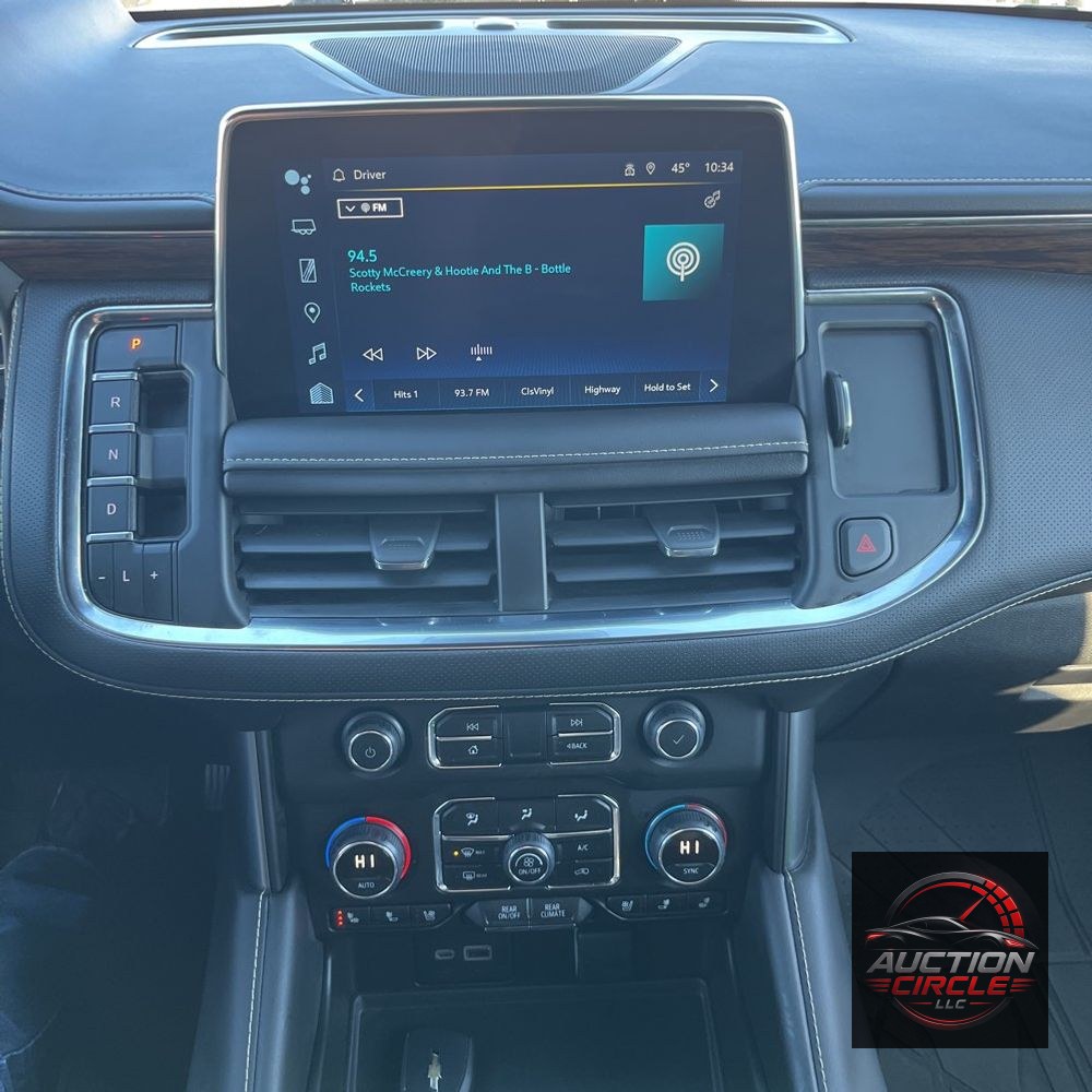 2024 Chevrolet Suburban Premier
