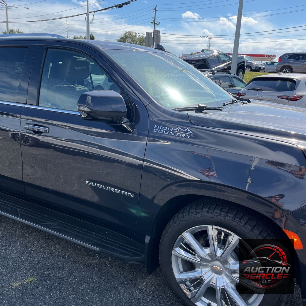 2023 Chevrolet Suburban High Country